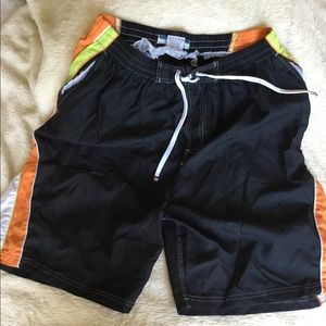 Men’s swim shorts